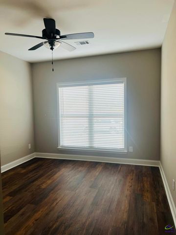 110 Early Drive, Byron, GA 31008