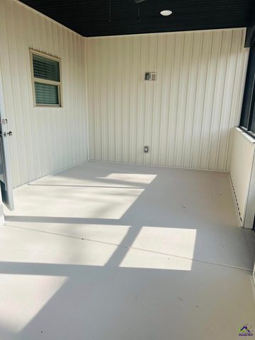 110 Early Drive, Byron, GA 31008