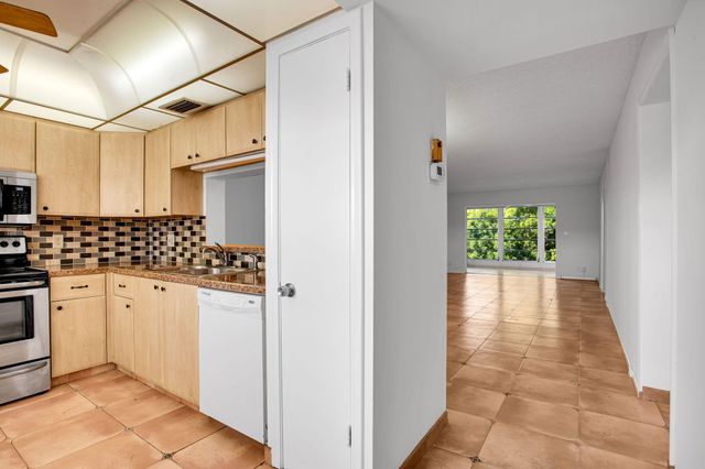 3301 Aruba Way K4, Coconut Creek, FL 33066