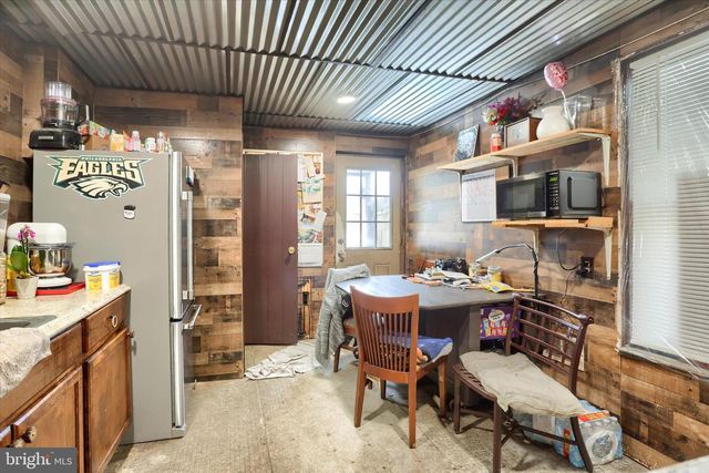 214 BOWE ST, Tamaqua, PA 18252