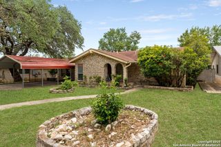 6323 Forest Bnd, San Antonio, TX 78240