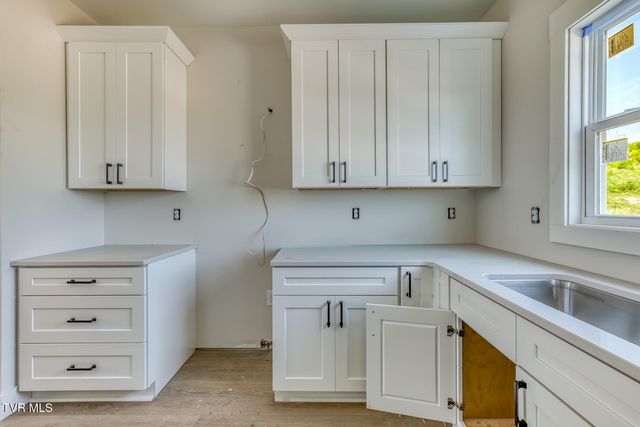 2058 Brickyard Park Drive, Kingsport, TN 37660