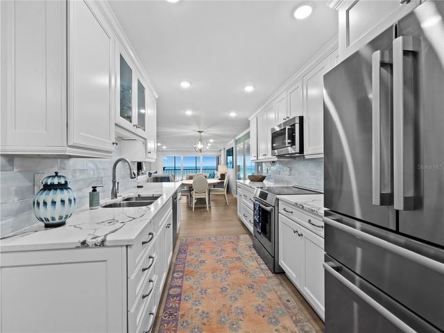420 BEACH ROAD 502, Sarasota, FL 34242