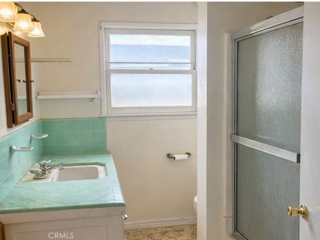 401 S Myrtlewood, West Covina, CA 91791