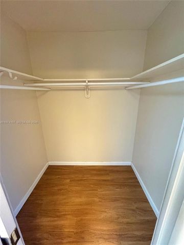 432 NW 70th Ave 231, Plantation, FL 33317