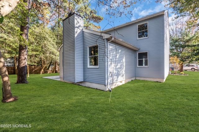 132 Holly Court, Little Egg Harbor, NJ 08087