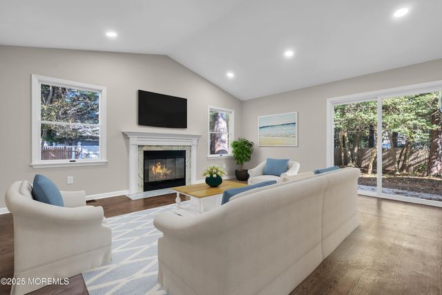 132 Holly Court, Little Egg Harbor, NJ 08087