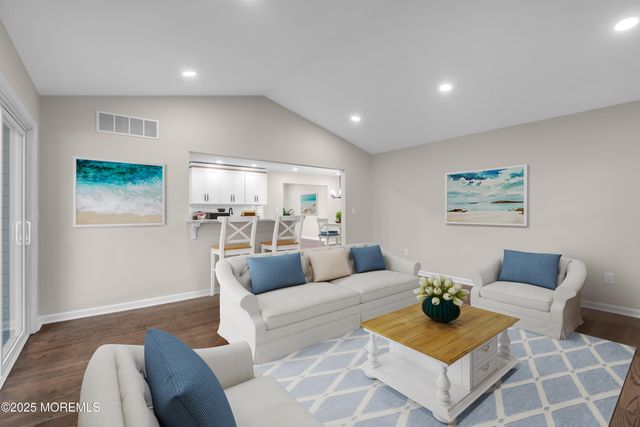 132 Holly Court, Little Egg Harbor, NJ 08087