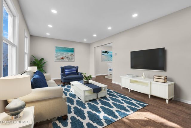 132 Holly Court, Little Egg Harbor, NJ 08087