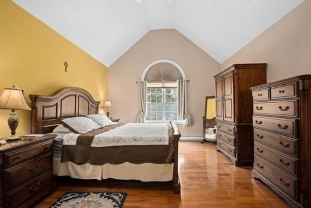 37 Dupuis Ave, Worcester, MA 01604