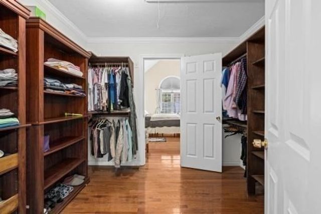 37 Dupuis Ave, Worcester, MA 01604