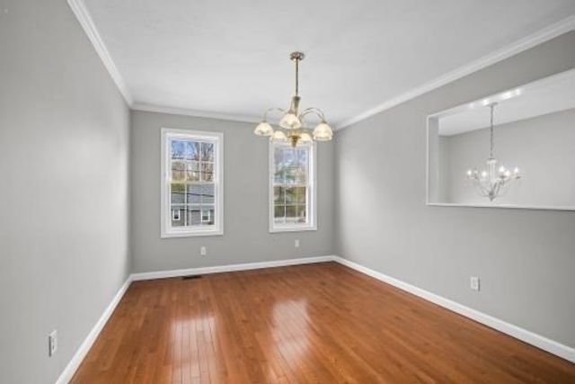 37 Dupuis Ave, Worcester, MA 01604