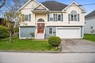 37 Dupuis Ave, Worcester, MA 01604