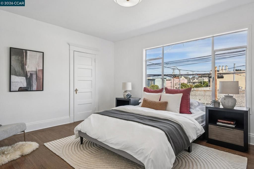 Image 22 of property listing at 607 6th Ave, San Francisco, CA 94118