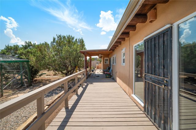 3 Cerrado Place, Santa Fe, NM 87508