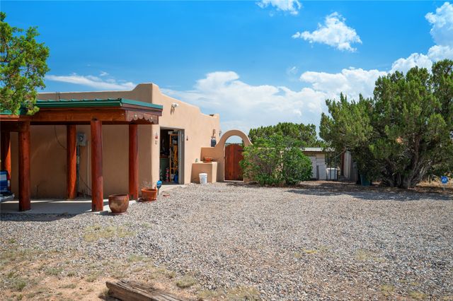 3 Cerrado Place, Santa Fe, NM 87508