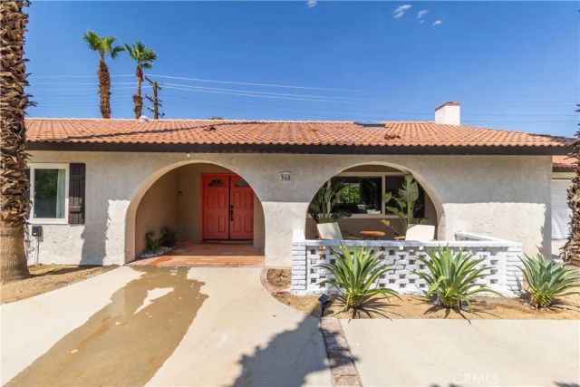 360 W Pico, Palm Springs, CA 92262