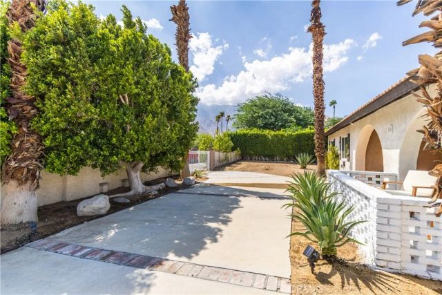 360 W Pico, Palm Springs, CA 92262