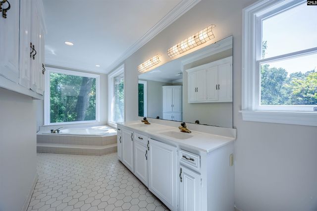 128 Holly Ridge Lane, West Columbia, SC 29169