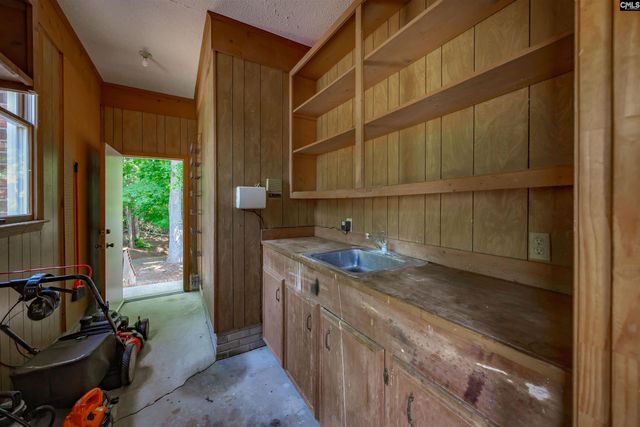 128 Holly Ridge Lane, West Columbia, SC 29169
