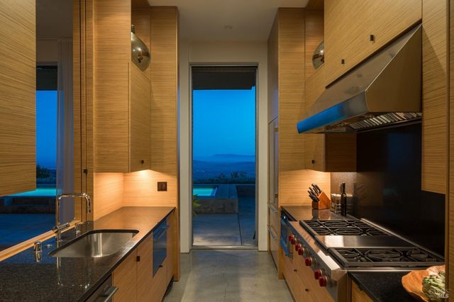 2947 Cavedale Rd, Glen Ellen, CA 95442