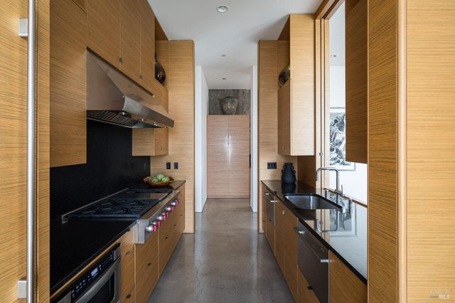 2947 Cavedale Rd, Glen Ellen, CA 95442