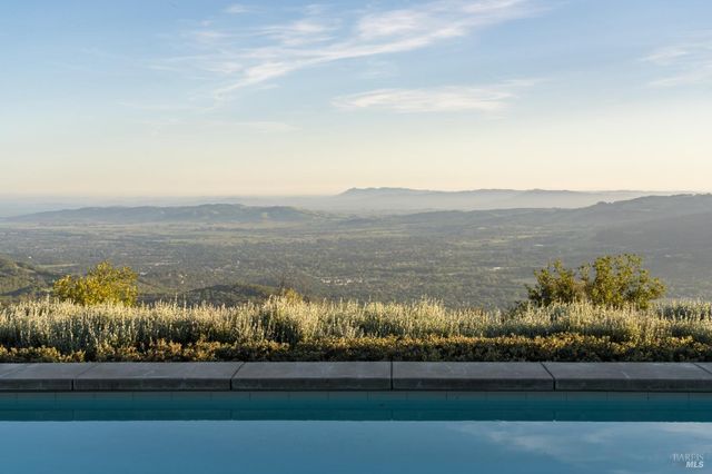 2947 Cavedale Rd, Glen Ellen, CA 95442