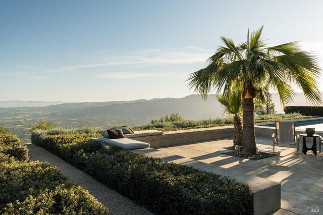 2947 Cavedale Rd, Glen Ellen, CA 95442