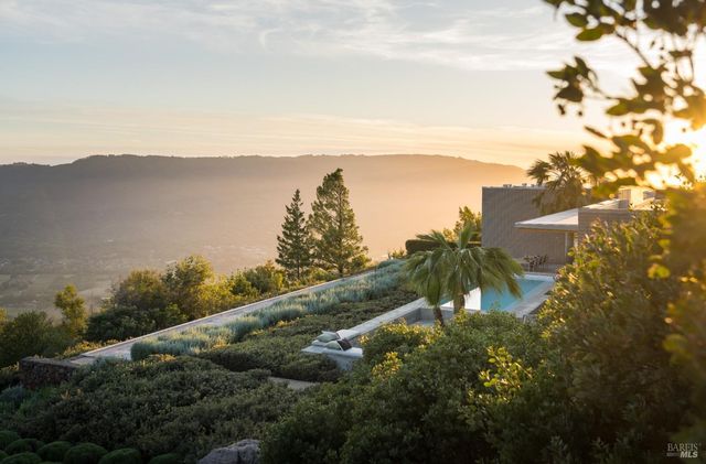 2947 Cavedale Rd, Glen Ellen, CA 95442