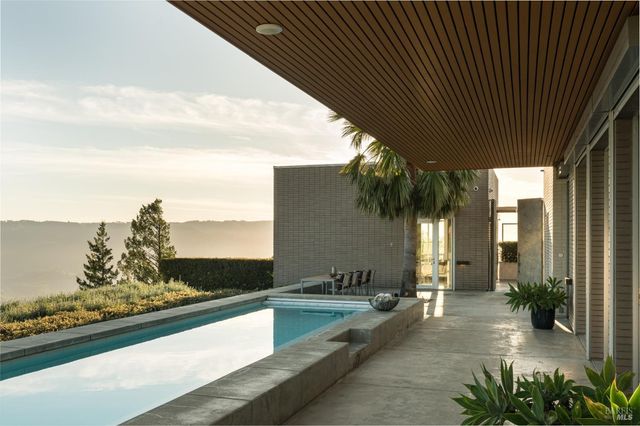 2947 Cavedale Rd, Glen Ellen, CA 95442