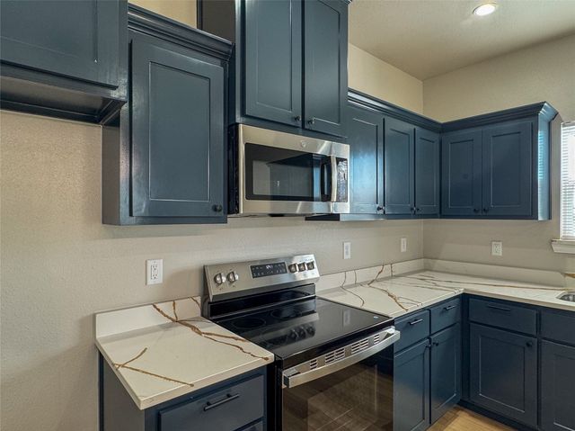 2911 Langford Street, Greenville, TX 75401