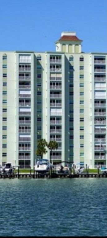 Image 1 of property listing at 400 64TH AVENUE W 1004w, St Pete Beach, FL 33706