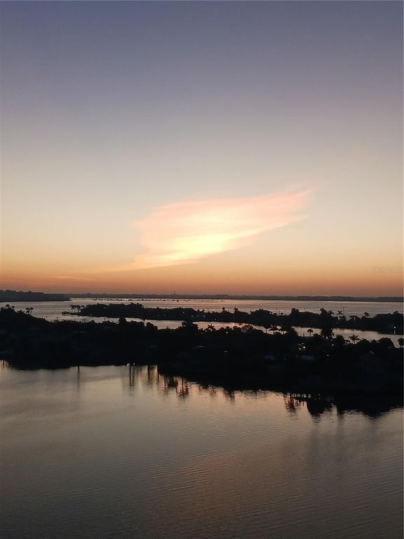 Image 3 of property listing at 400 64TH AVENUE W 1004w, St Pete Beach, FL 33706