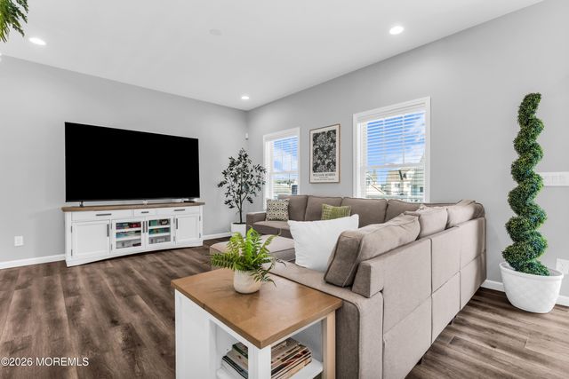 118 Green Island Road, Toms River, NJ 08753
