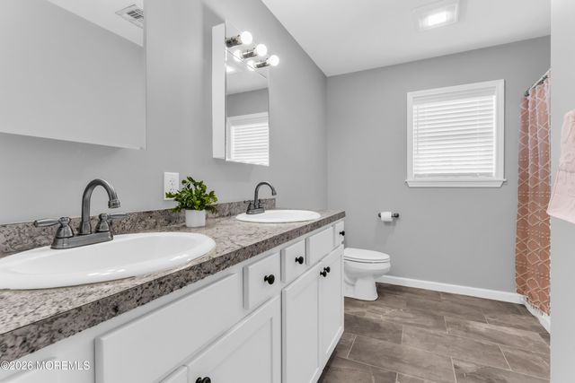 118 Green Island Road, Toms River, NJ 08753