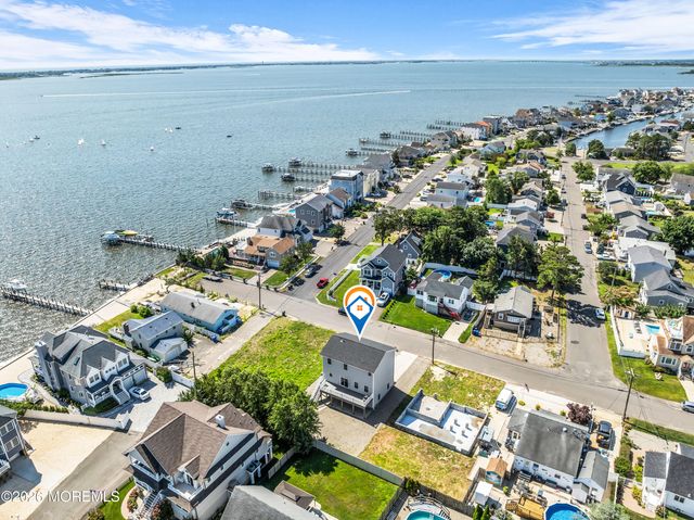 118 Green Island Road, Toms River, NJ 08753