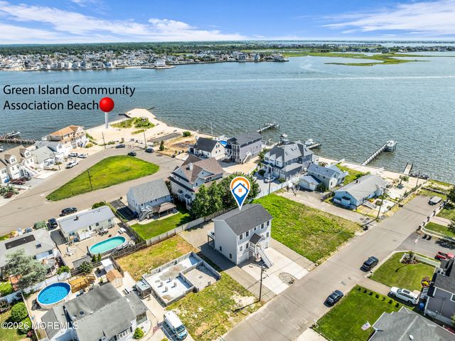 118 Green Island Road, Toms River, NJ 08753