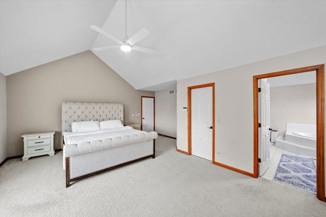 3520 Bunker Hill Drive, Algonquin, IL 60102