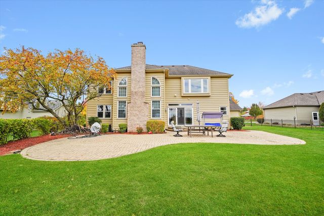 3520 Bunker Hill Drive, Algonquin, IL 60102