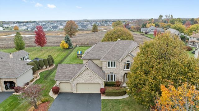 3520 Bunker Hill Drive, Algonquin, IL 60102