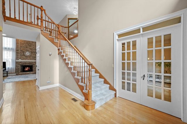 3520 Bunker Hill Drive, Algonquin, IL 60102