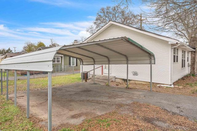 5422 Clemons Road, Chattanooga, TN 37412