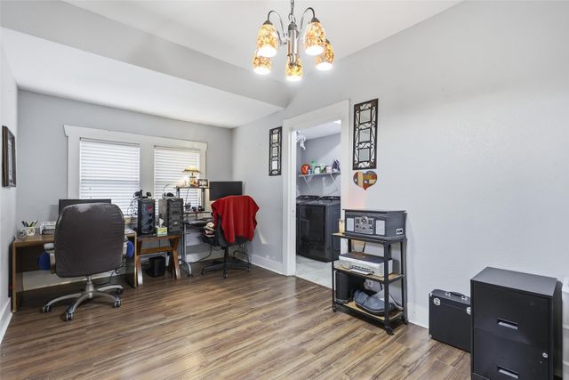 618 Granbury Street, Cleburne, TX 76033