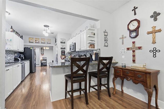 618 Granbury Street, Cleburne, TX 76033