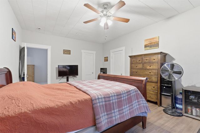 618 Granbury Street, Cleburne, TX 76033