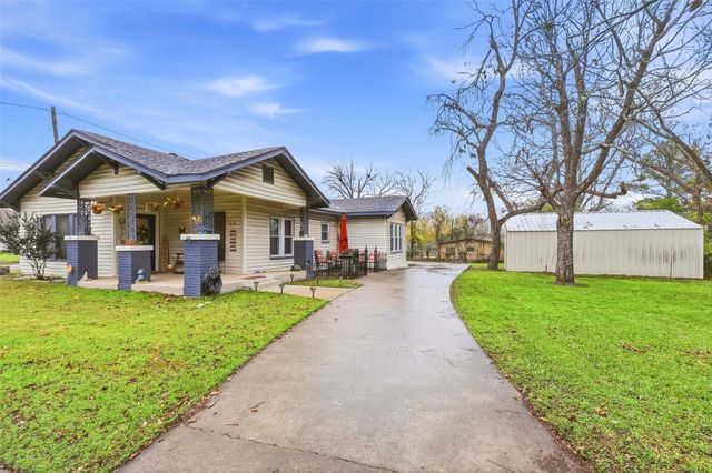 618 Granbury Street, Cleburne, TX 76033