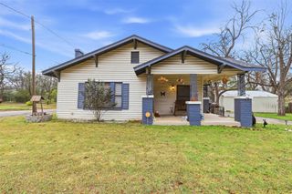 618 Granbury Street, Cleburne, TX 76033