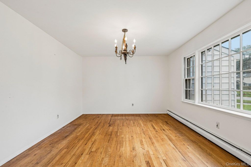 5 Edwin Lane, Huntington, NY 11743 — photo 4