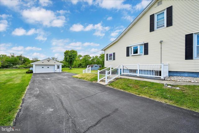 265 NARROWS DR, Lebanon, PA 17046