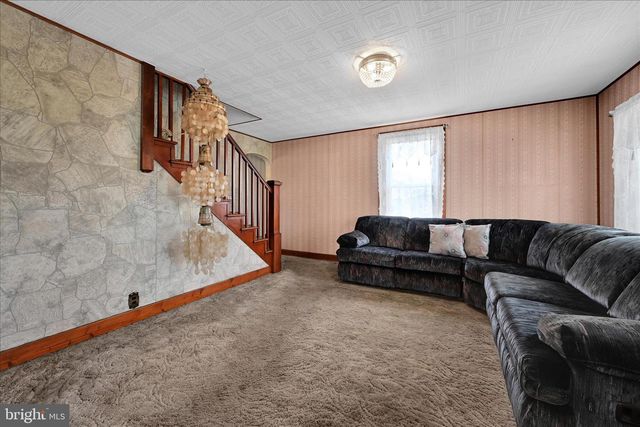 265 NARROWS DR, Lebanon, PA 17046